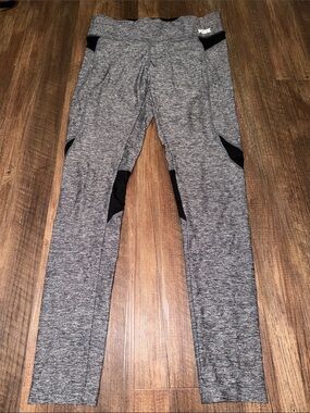 VS Pink Ultimate Yoga leggings Heathered size S